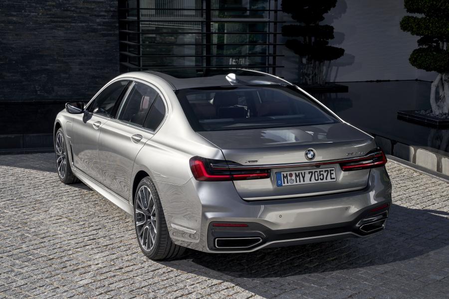  BMW 745Le xDrive M Sport (G12) 2019 года  (WW) (фото 14 из 103)